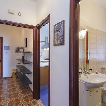 Daire Casa Anna Sea View, Pool, Parking & Wifi *
