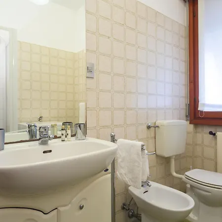 Daire Casa Anna Sea View, Pool, Parking & Wifi *