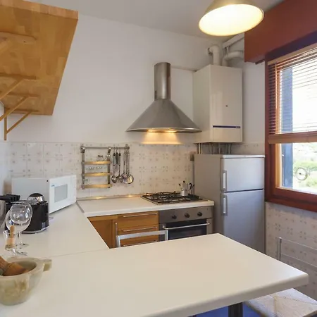 Daire Casa Anna Sea View, Pool, Parking & Wifi