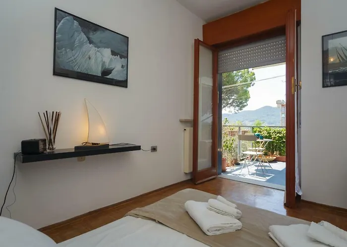 Casa Anna Sea View, Pool, Parking & Wifi Διαμέρισμα