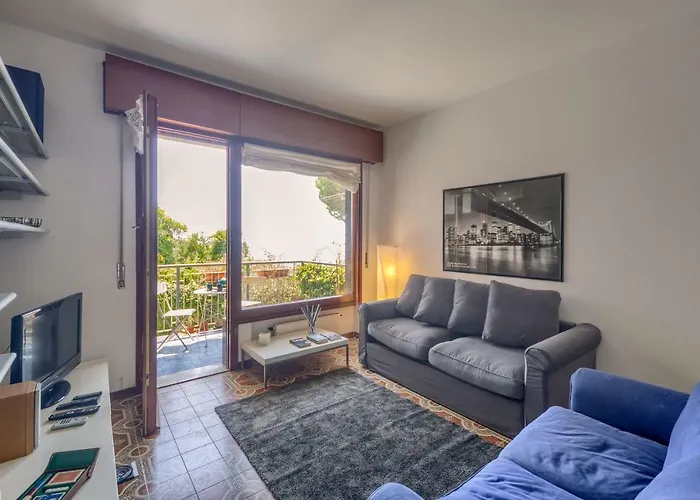 Casa Anna Sea View, Pool, Parking & Wifi *