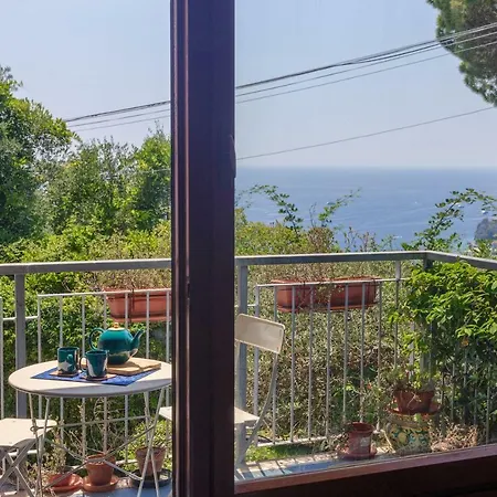 Casa Anna Sea View, Pool, Parking & Wifi * Rapallo