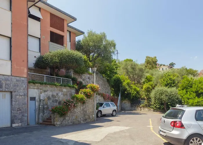 아파트 Casa Anna Sea View, Pool, Parking & Wifi 라팔로